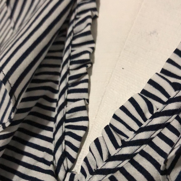 Karl Lagerfeld Paris Sleeveless Blouse-Sz M-Navy & White-EUC - Picture 4 of 16